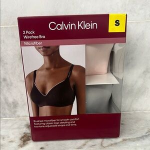 Calvin Klein Black and White Wirefree Bra 2 Pack